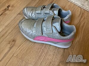 Маркови оригинални маратонки Puma №32 и №33,Reebok №30