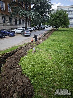 Услуги с Мини багер и Бобкат