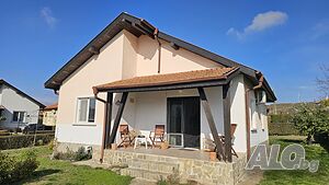 Къща обзаведена