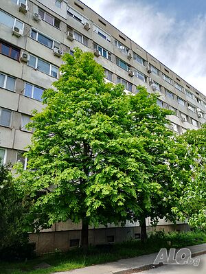 Продавам двустаен апартамент
