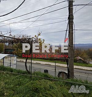 Едноетажна къща с панорамна гледка за продажба с. Кошарица