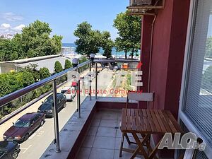 Многостаен апртамент на 10м. от плаж Хармани гр. Созопол