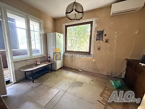 Етаж от къща в квартал Гагарин на гр. Пловдив