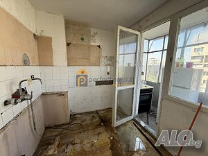 Двустаен апартамент в Изгрев Двустаен апартамент 65 кв.м Панел 1985 г. 6 етаж Непоследен | Апартаменти | Изгрев Пловдив