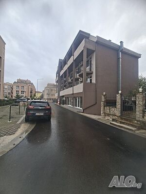 Продавам паркоместа в Равда