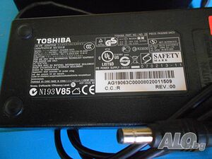 ac/dc power adapter tochiba