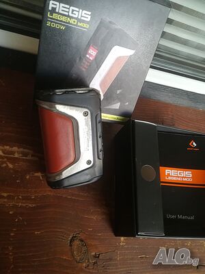 Продавам долна част-батерия за vape!