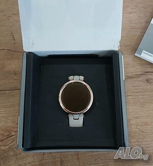 Часовник Garmin LILY