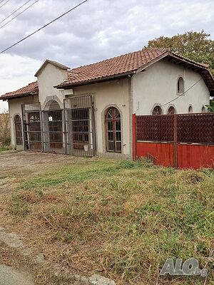 Продажба на търговски имот