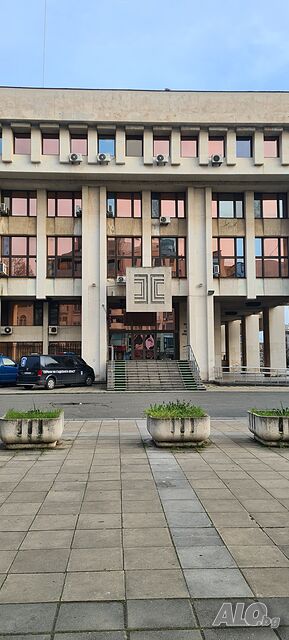 Самостоятелно студио в центъра на Бургас - до Съдебната палата