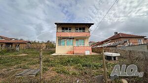 Двуетажна къща до Руен, Бургас