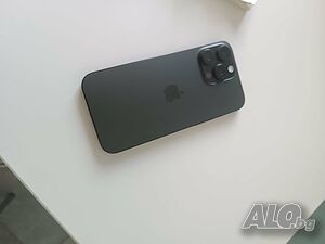 Продавам iPhone 16 pro max 256 gb