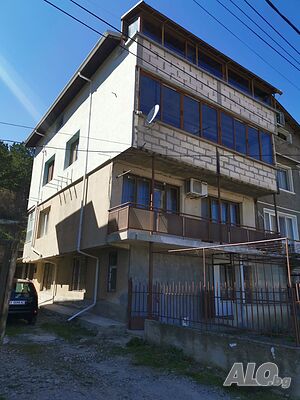 Двуетажна къща за продажба в гр. Сливен