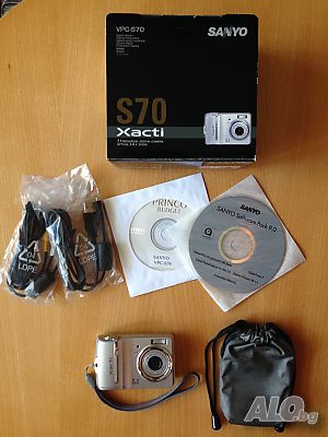 Sanyo Xacti S70