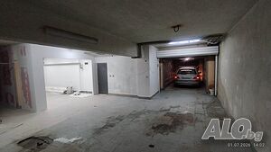 Продавам/под наем двоен гараж 50м2 в кв. Лагера 85000€ за продажба или 250€ наем