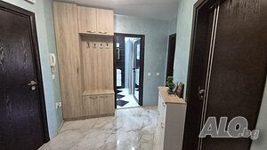 Тристаен апартамент