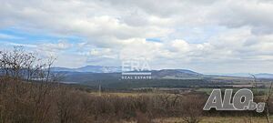 Парцел в село Подвис, с изглед към язовир Камчия