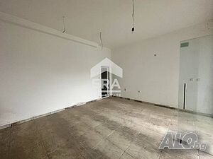 Продава се помещение, за търговска дейност