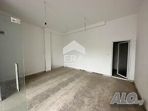 Продава се помещение, за търговска дейност