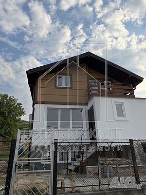 Кокетна вила с. Белащица в парцел от 834 кв. м