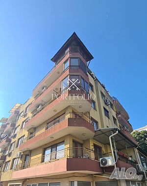 Двустаен апартамент в к-с ”Изгрев”, 80 кв.м, до парк Изгрев