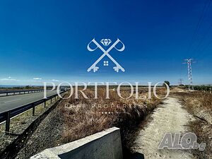 Ексклузивен, Перфектен бизнес имот с лице към път! От PORTFOLIO BP
