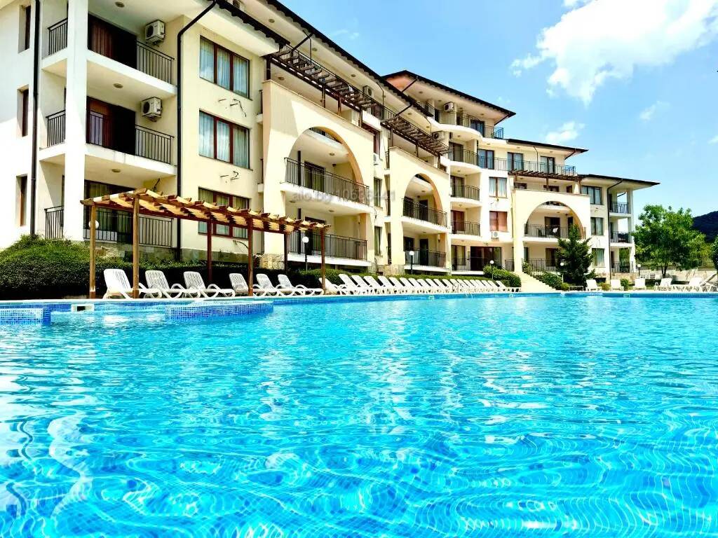 Студио в комплекс Arkite, Кошарица Едностаен апартамент 38 кв.м Тухла ...