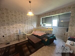 Продава 1-стаен апартамент в ж.к. Сухата река