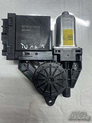 VOLVO 31674758 S90 II 2019 Моторче за повдигане на прозорец ляво предно