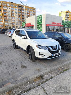 Nissan Rogue Platinum SL AWD
