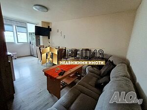 Продажба 3-стаен гр. Шумен - Тракия 68m²