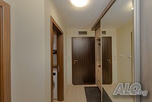 Двустаен апартамент, до метростанция в кв. Лагера