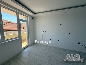 Луксозен 3-стаен апартамент 265м² на 50м от морето в Поморие