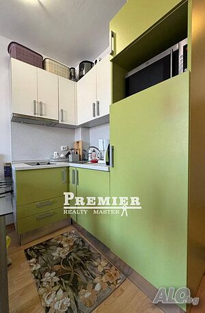 Слънчев 3-стаен апартамент 63м² в Слънчев бряг близо до морето