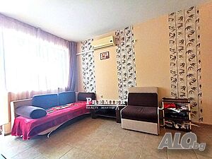 Предлагаме за продажба двустаен апартамент с отделна кухня.