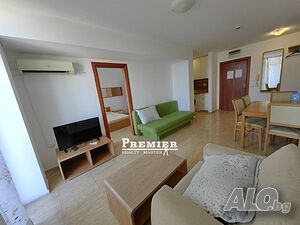 Просторен тристаен в централната част на Слънчев бряг
