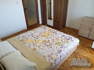Уютен двустаен апартамент в ж.к. Братя Миладинови, централна градска част.
