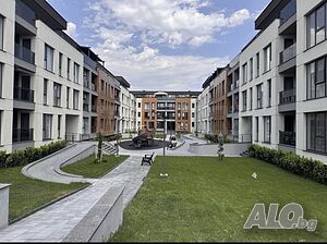 Паркомясто Остромила Casa Moderna