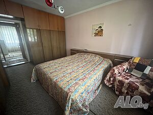 Тристаен апартамент до Ритейл парк, саниран, с ТЕЦ