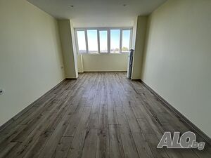 Двустаен тухлен апартамент след ремонт, 3ти етаж, ТЕЦ