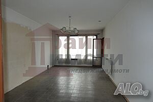 3стаен, Етрополе, център, 80000 Е Тристаен апартамент 89 кв.м Панел 1985 г. 4 етаж Непоследен | Апартаменти | Етрополе