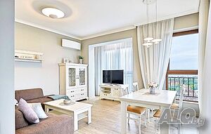 Ново! Тристаен апартамент под наем с площ 150 кв.м. в Лазурен бряг. Паркомясто