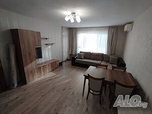 Двустаен апартамент под наем в Изгрев, до парка