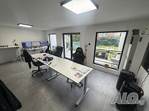 Продажба на партерен офис след основен ремонт с площ от 65 кв.м. в кв. Лазур