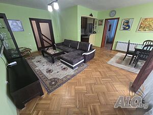 Многостаен апартамент под наем с площ от 130 кв.м.. С паркомясто, включено в наема