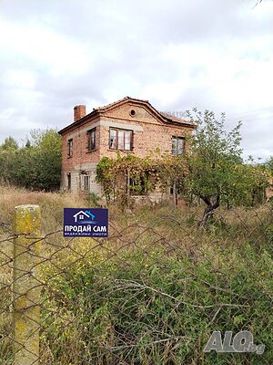 Двуетажна къща с. Червенаково