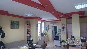 Луксозен партерен офис до НАП - възможност за преустройство в жилище