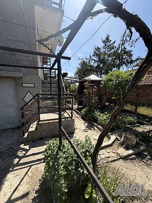 Вила на 2-ра линия от Ичеренско шосе