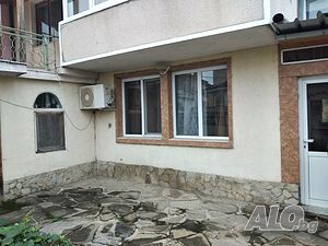 Двуетажна къща в кв. Речица