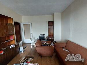 Тристаен апартамент кв. Стоян Заимов